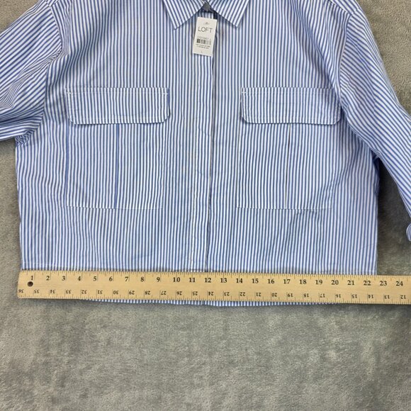 LOFT Shirt Womens Large Blue White Stripe Cropped Button Up Collared Utility Top - Picture 10 of 10